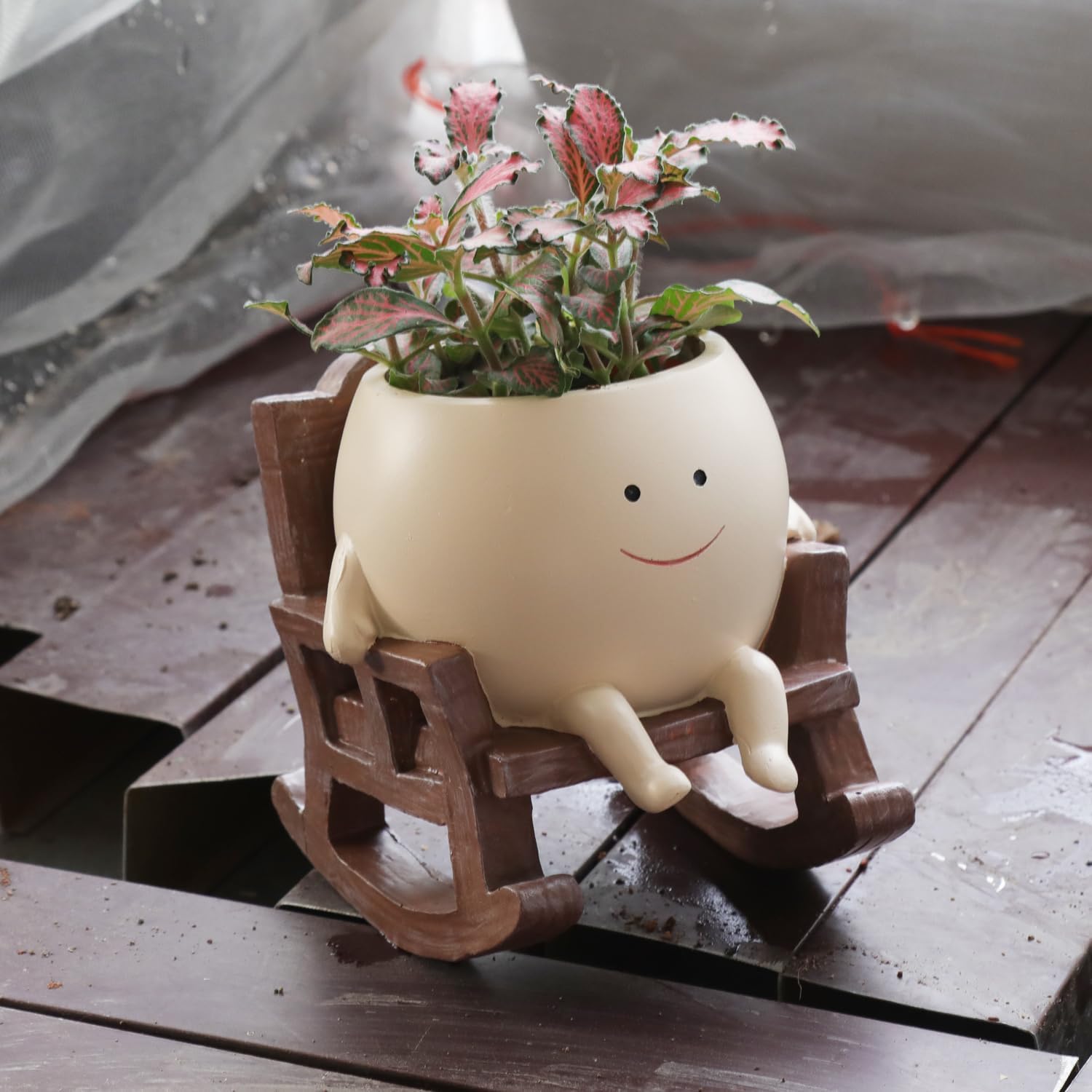 Smiling Face Resin Planter for Indoor and Outdoor Plants